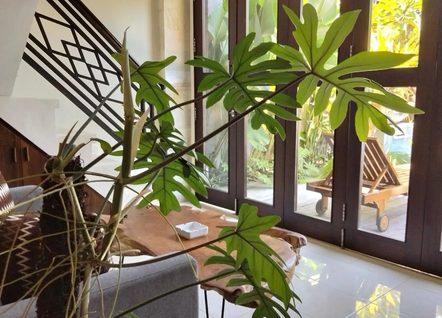 Shira House Bali Villa Legian